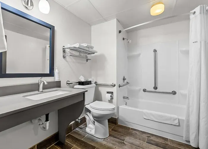 Days Inn By Wyndham Fond Du Lac